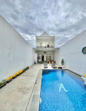 Villa Rumah Putih Jokja